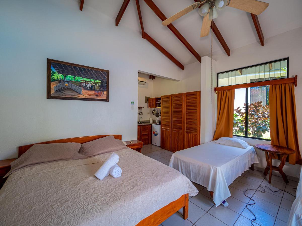 Hotel Colinas Del Sol أتيناس المظهر الخارجي الصورة