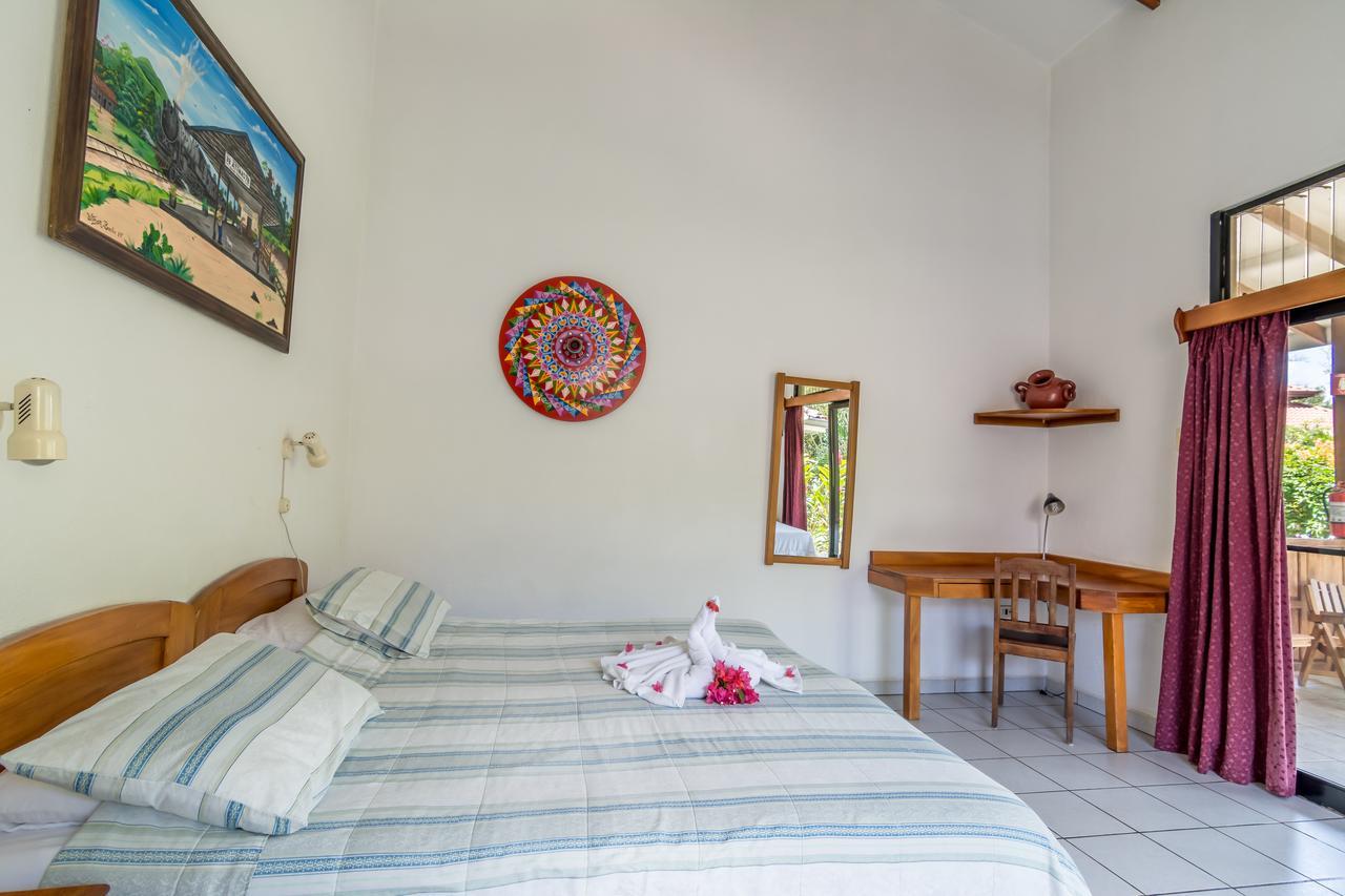 Hotel Colinas Del Sol أتيناس المظهر الخارجي الصورة